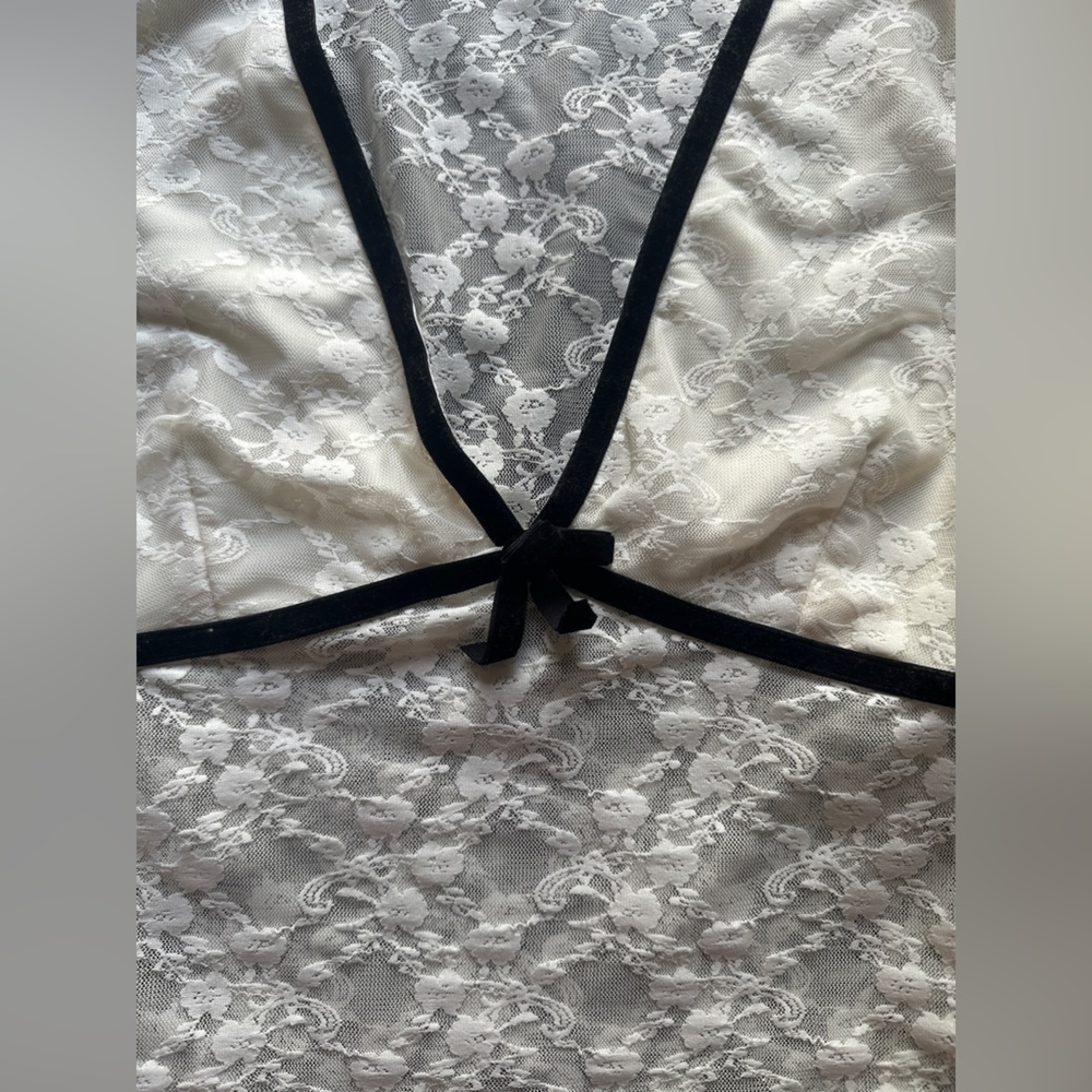 Full Tilt White Lace Short Sleeve Top - Picture 3 of 4